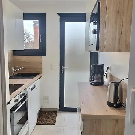 Holiday home De La Plage, Front De Mer, Juno