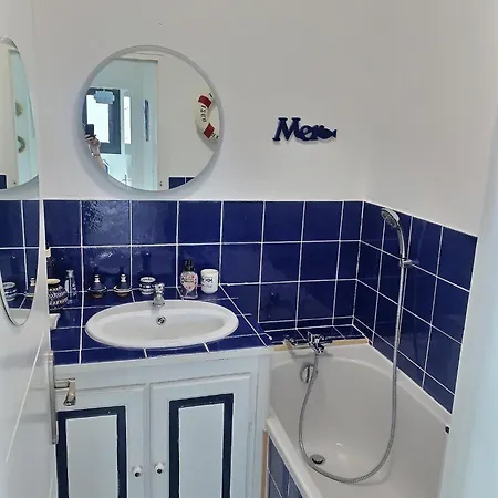 De La Plage, Front De Mer, Juno Holiday home